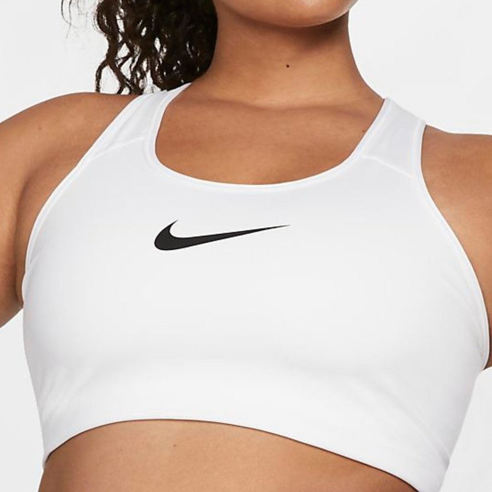 Nike Women's Plus Size Solid Unpadded Sports Bra